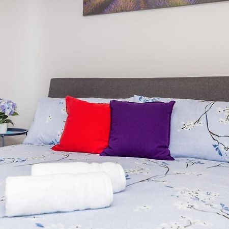 Modern 1Br Condo - Chinatown Near Little Italy ออตตาวา ภายนอก รูปภาพ